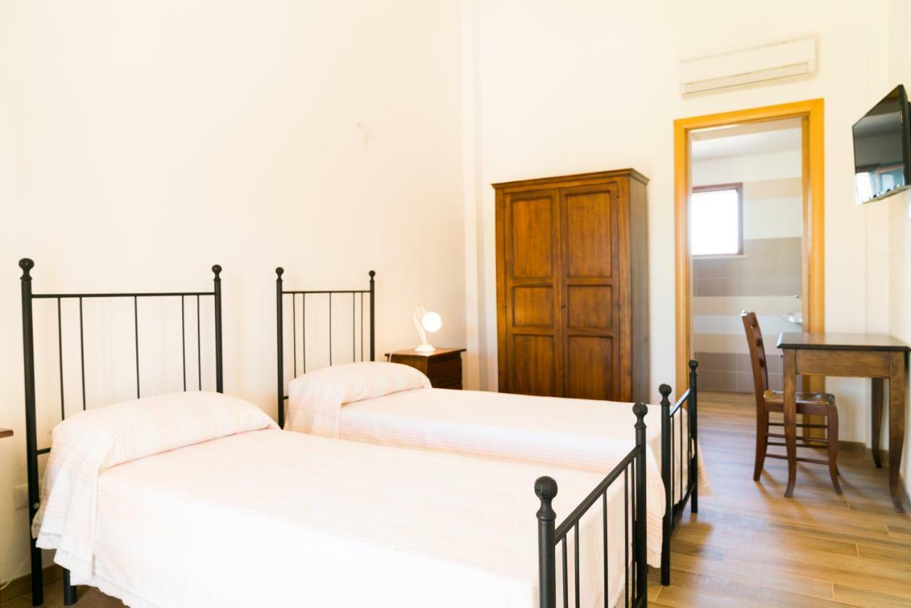 Villa Casale Cerfignano Luaran gambar