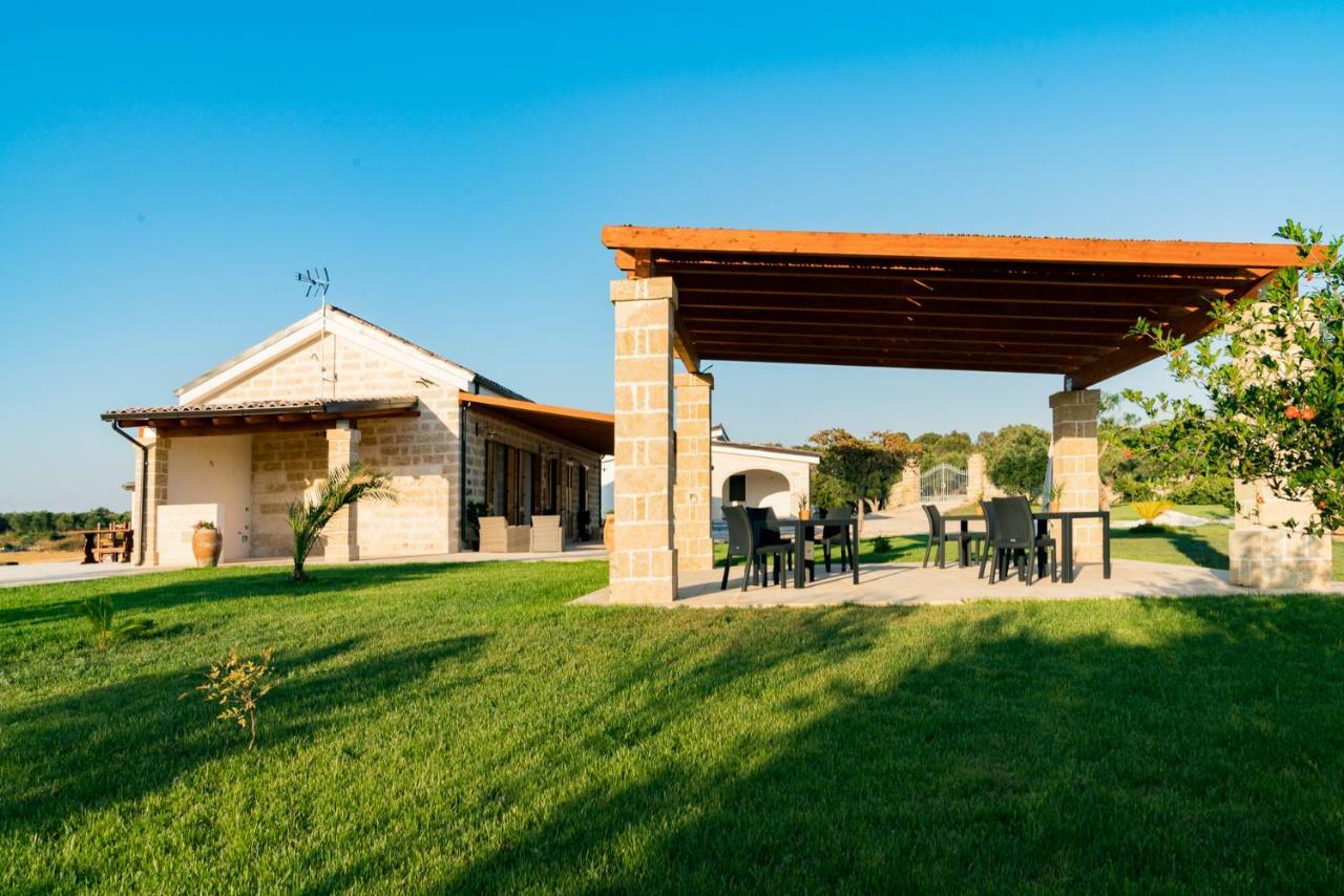 Villa Casale Cerfignano Luaran gambar