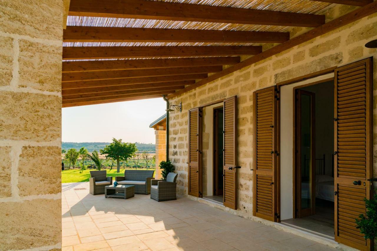 Villa Casale Cerfignano Luaran gambar