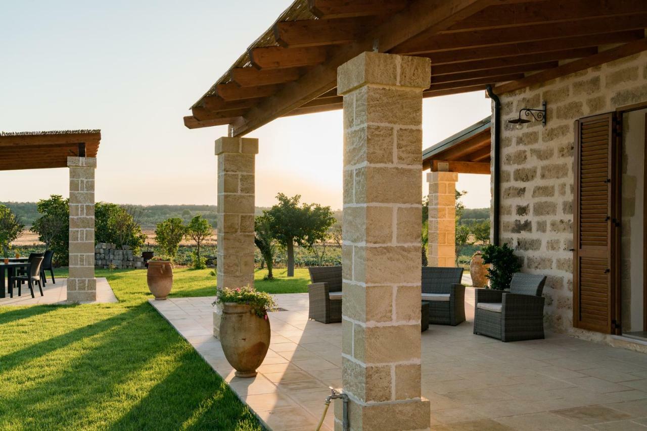 Villa Casale Cerfignano Luaran gambar