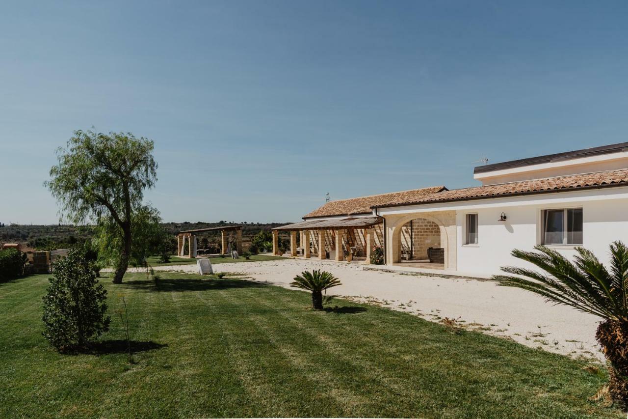 Villa Casale Cerfignano Luaran gambar