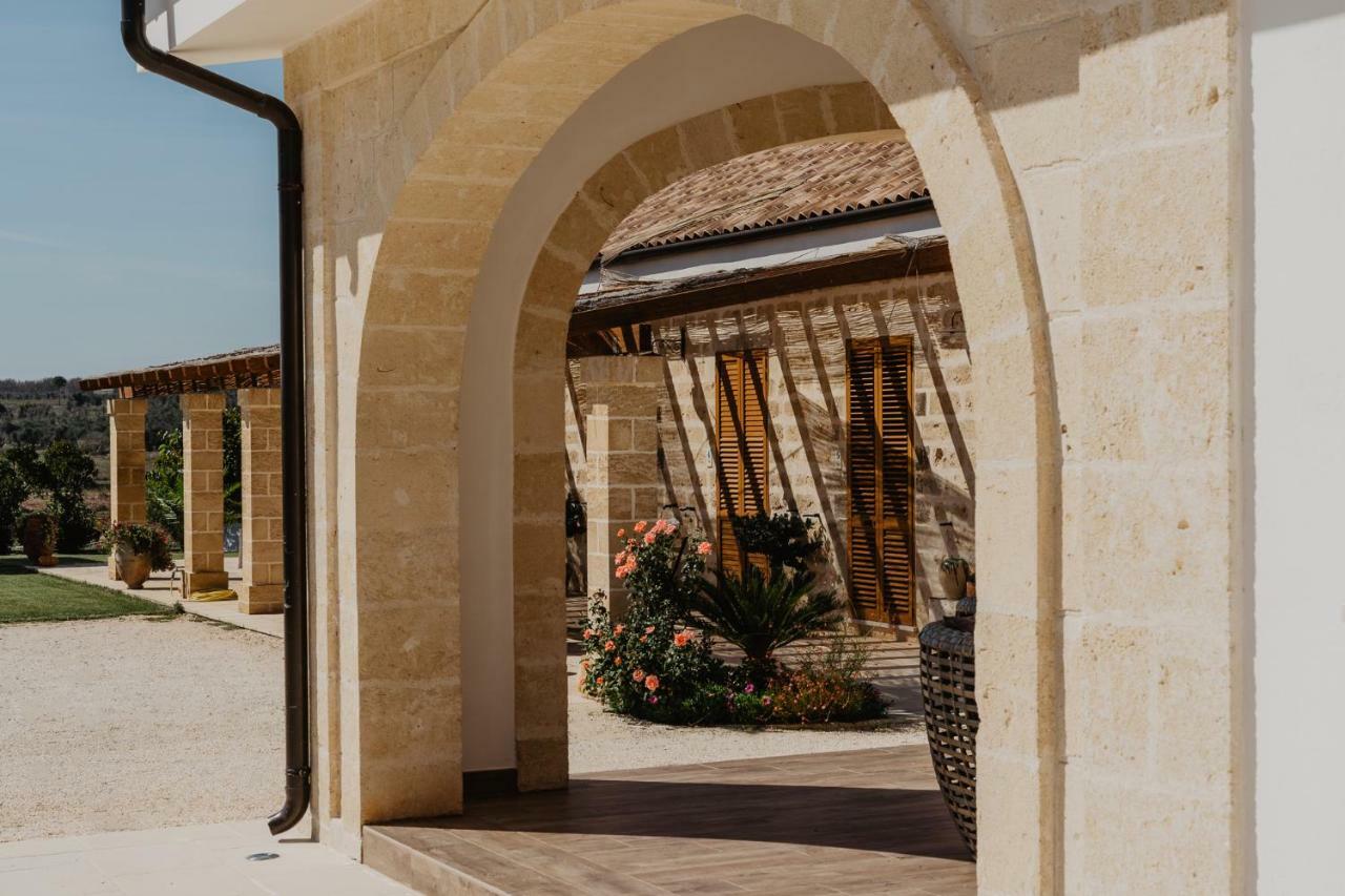 Villa Casale Cerfignano Luaran gambar